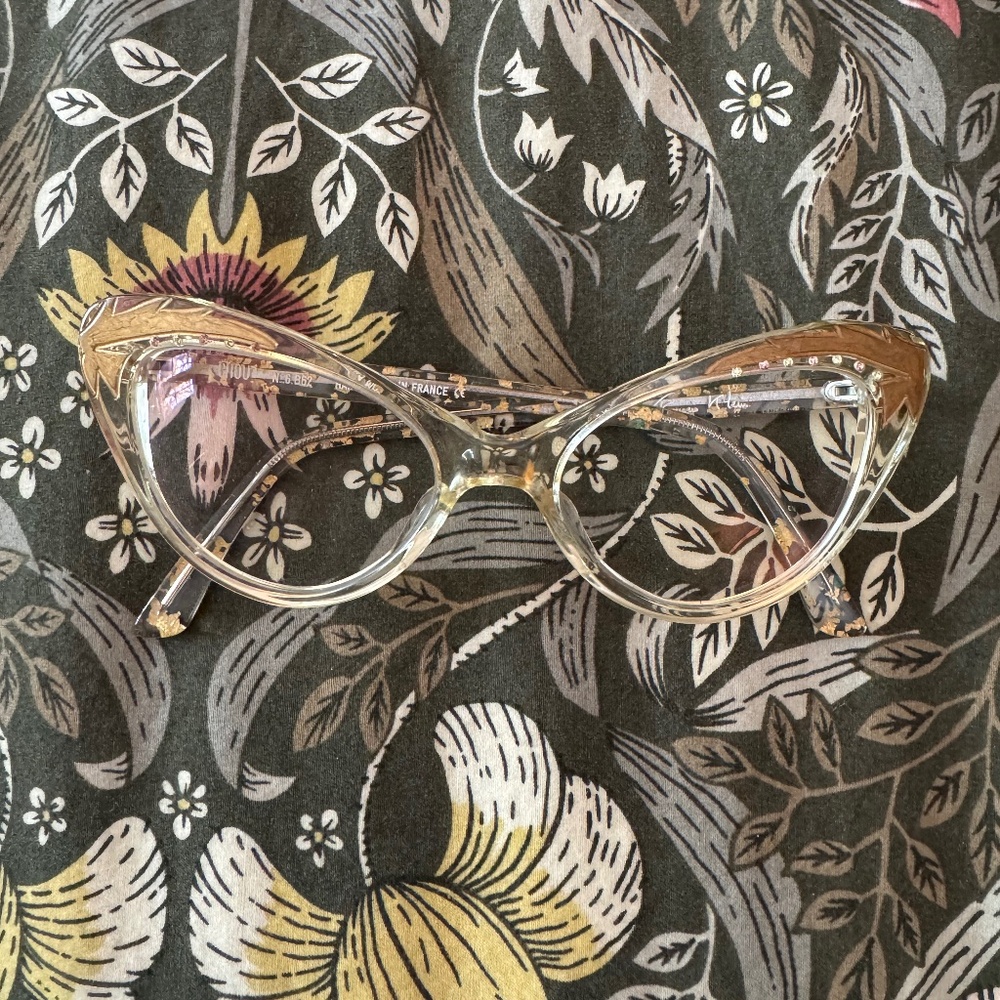 Francis Klein CIIOU gold fleck frame